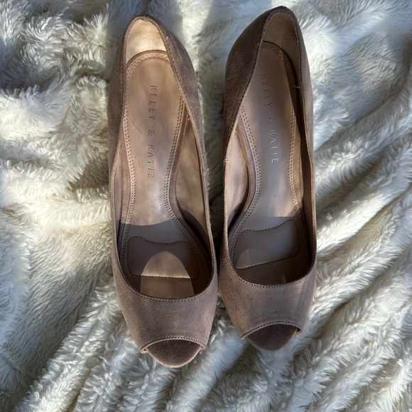 Tan Kelly and Katie Peep-Toe Shoes - Picture 2 of 3
